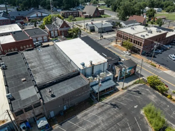 $6,000 | 160 1st Avenue Northwest, Winchester, TN 37398