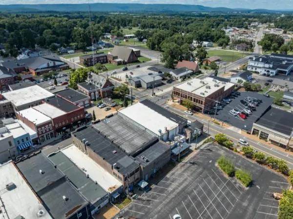 $6,000 | 160 1st Avenue Northwest, Winchester, TN 37398