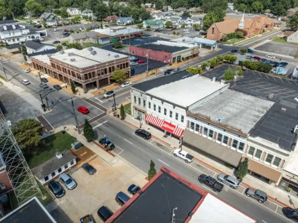 $6,000 | 160 1st Avenue Northwest, Winchester, TN 37398