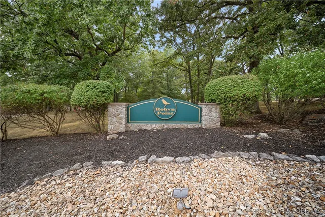 $560,000 | 1409 Robyn Court, Osage Beach, MO 65065