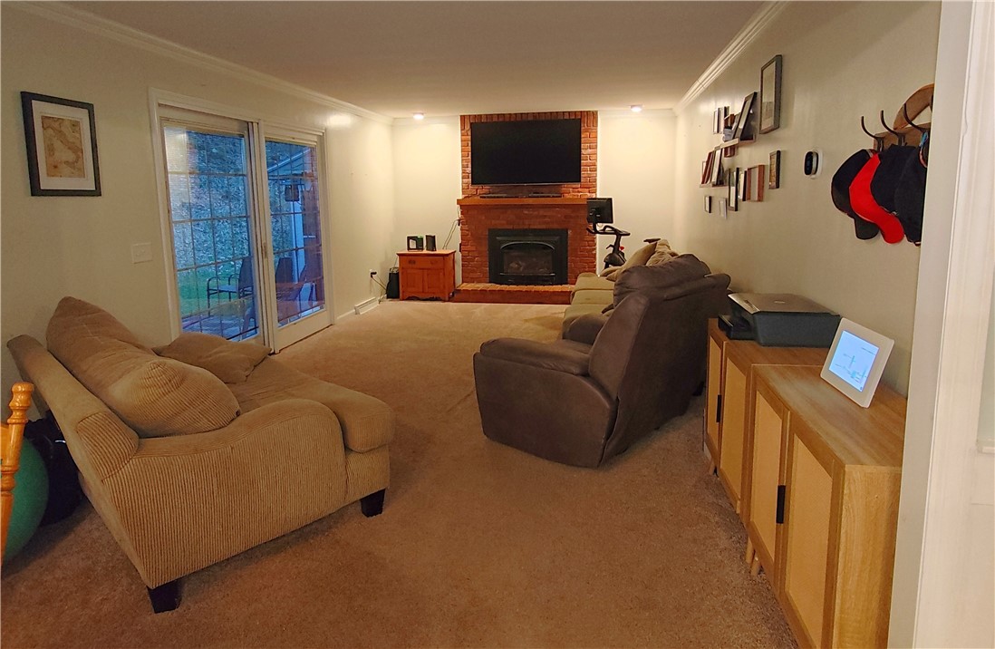 2622 Powderhouse Road Corning, NY 14830 - Photo 7 of 41 Living Room