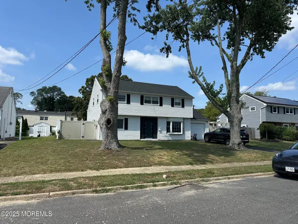 $3,900 | 18 Branch Road, Oakhurst, NJ 07755