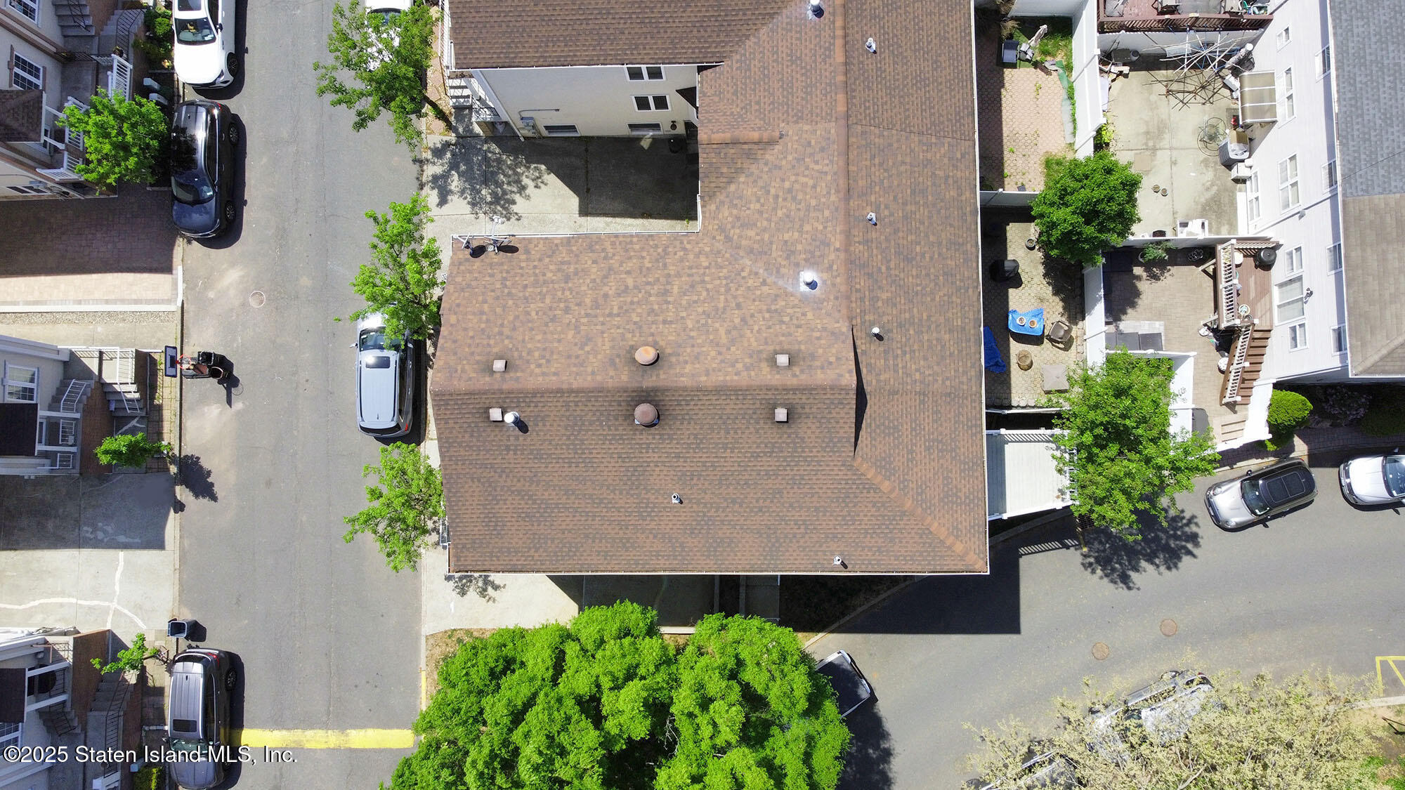 51 Erika Loop Staten Island, NY 10312 - Photo 39 of 43 dji_fly_20250501_123616_490_174611745948
