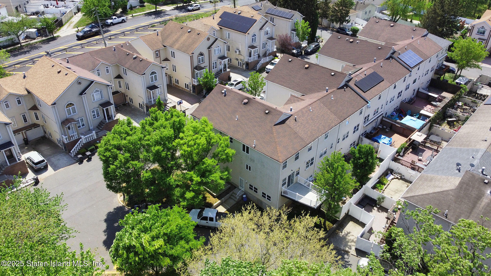 51 Erika Loop Staten Island, NY 10312 - Photo 41 of 43 dji_fly_20250501_123654_492_174611744424