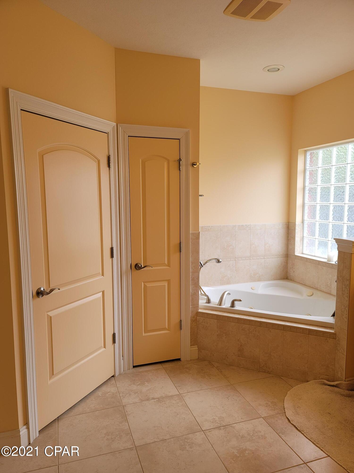 3719 Bay Tree Road Lynn Haven, FL 32444 - Photo 11 of 18 Gallery Image 11