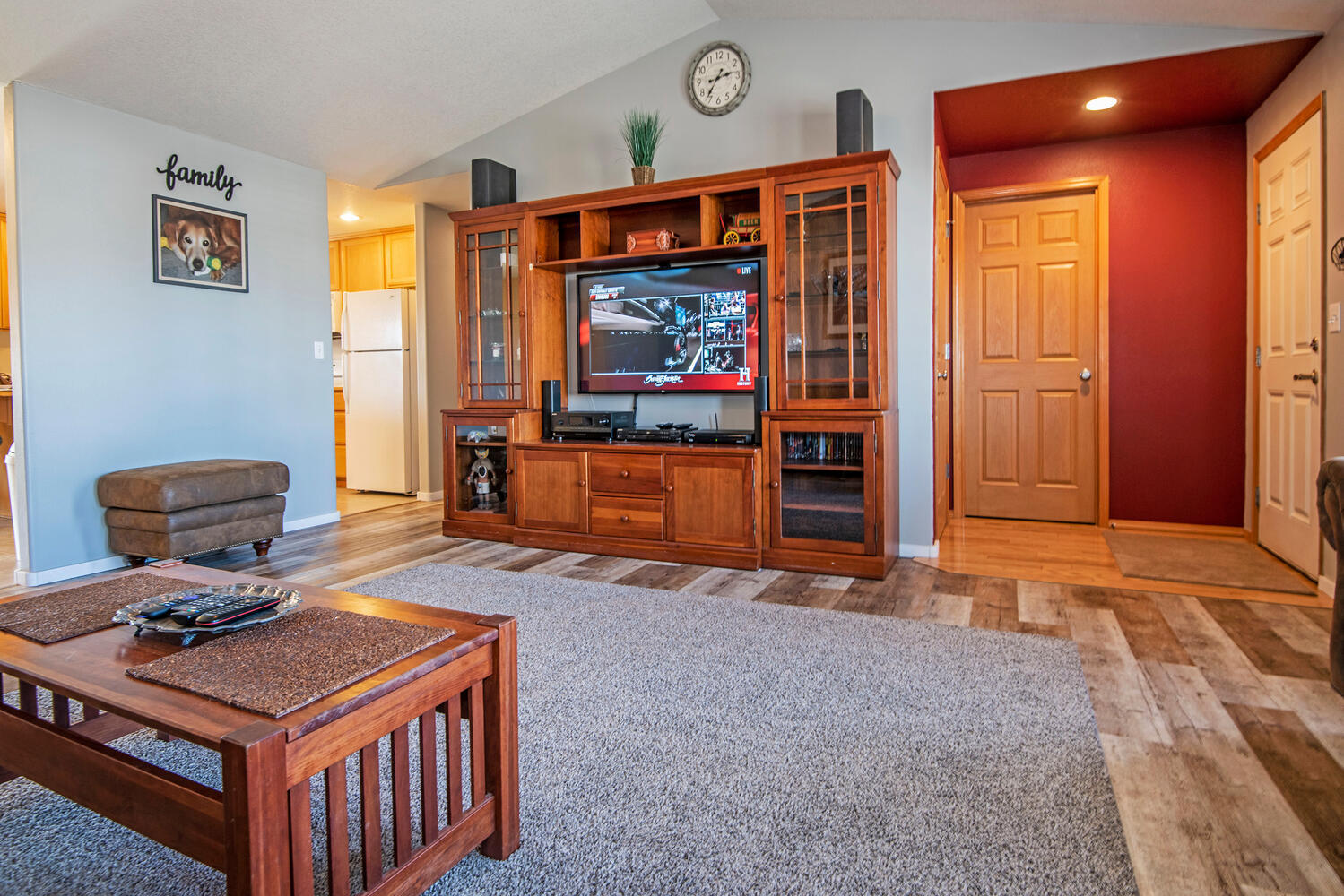 295 Center Ridge Dr Culver OR-large-004-