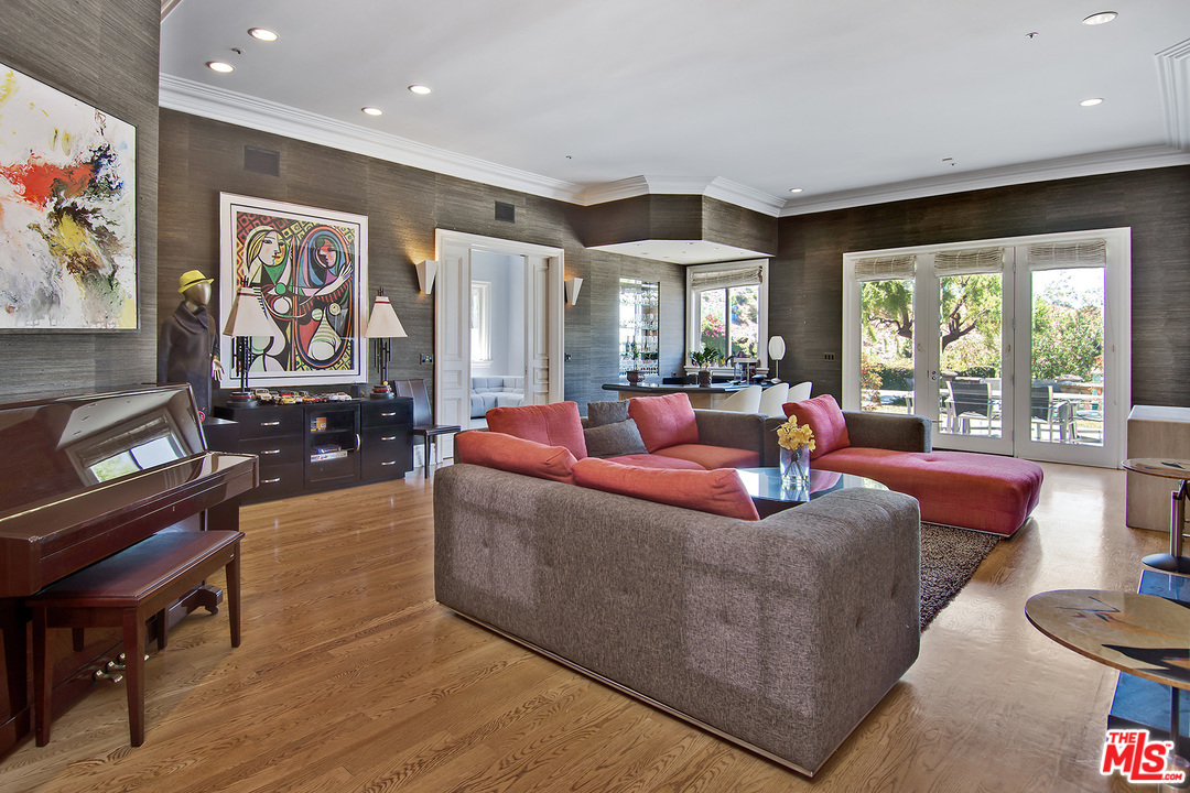3351 Clerendon Road Beverly Hills, CA 90210 - Photo 14 of 34