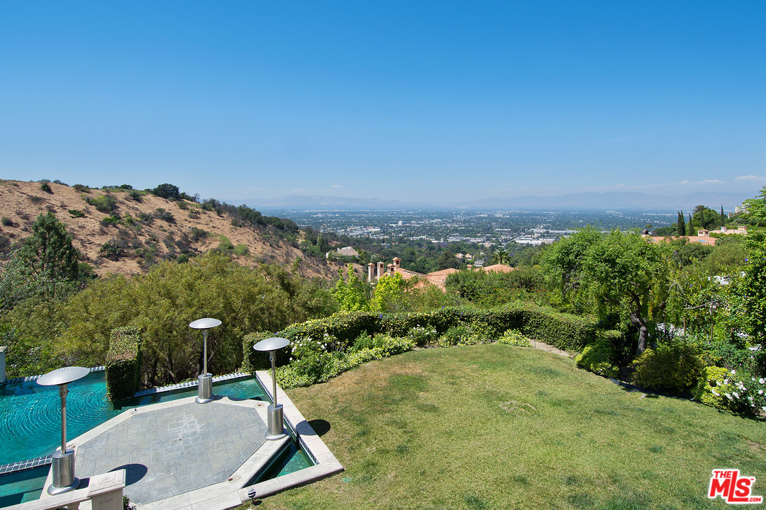3351 Clerendon Road Beverly Hills, CA 90210 - Photo 20 of 34