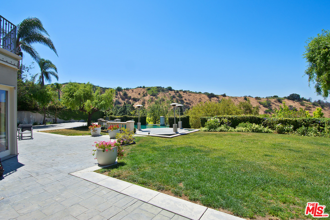3351 Clerendon Road Beverly Hills, CA 90210 - Photo 4 of 34