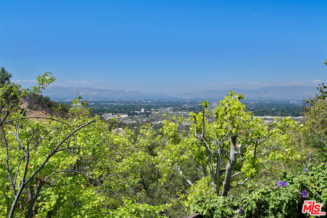 3351 Clerendon Road Beverly Hills, CA 90210 - Photo 34 of 34