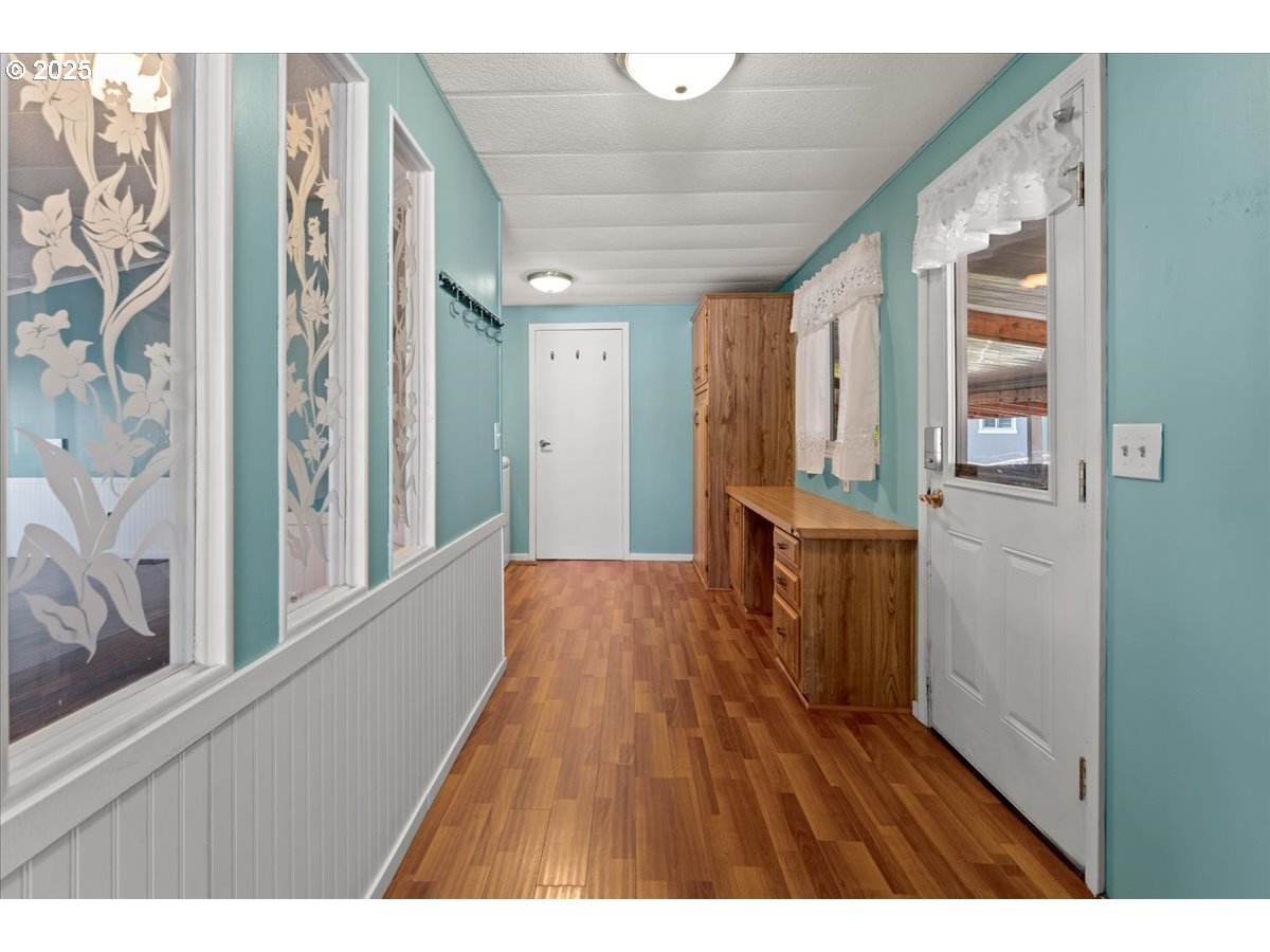 7455 Southeast King Road, Unit 11 Milwaukie, OR 97222 - Photo 31 of 48