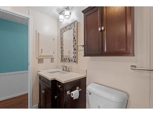 $142,000 | 7455 Southeast King Road, Unit 11, Milwaukie, OR 97222