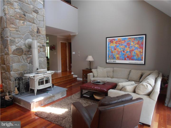 8 Dew Road Landenberg, PA 19350 - Photo 5 of 24 Family Room