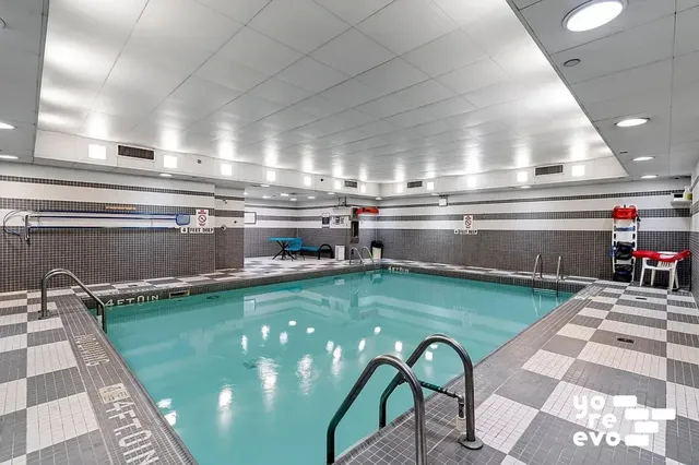 $1,650,000 | 300 East 85th Street, Unit 2405 | Upper East Side