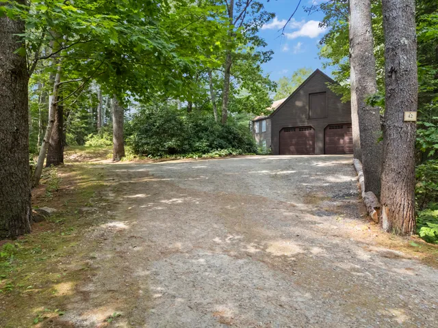 $1,600,000 | 42 Indian Point Terrace, Harpswell, ME 04079