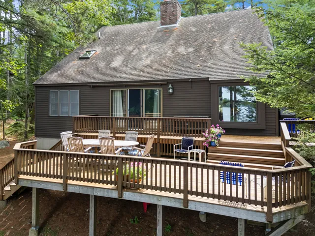$1,600,000 | 42 Indian Point Terrace, Harpswell, ME 04079