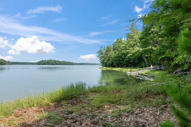 $1,600,000 | 42 Indian Point Terrace, Harpswell, ME 04079