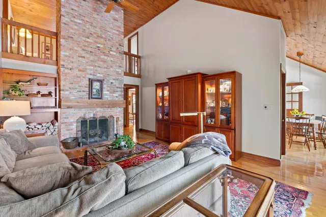 $1,600,000 | 42 Indian Point Terrace, Harpswell, ME 04079