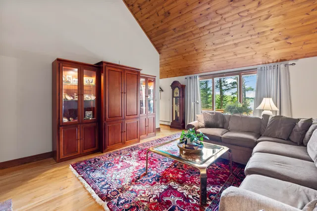 $1,600,000 | 42 Indian Point Terrace, Harpswell, ME 04079