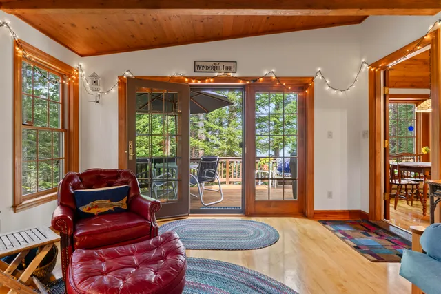 $1,600,000 | 42 Indian Point Terrace, Harpswell, ME 04079