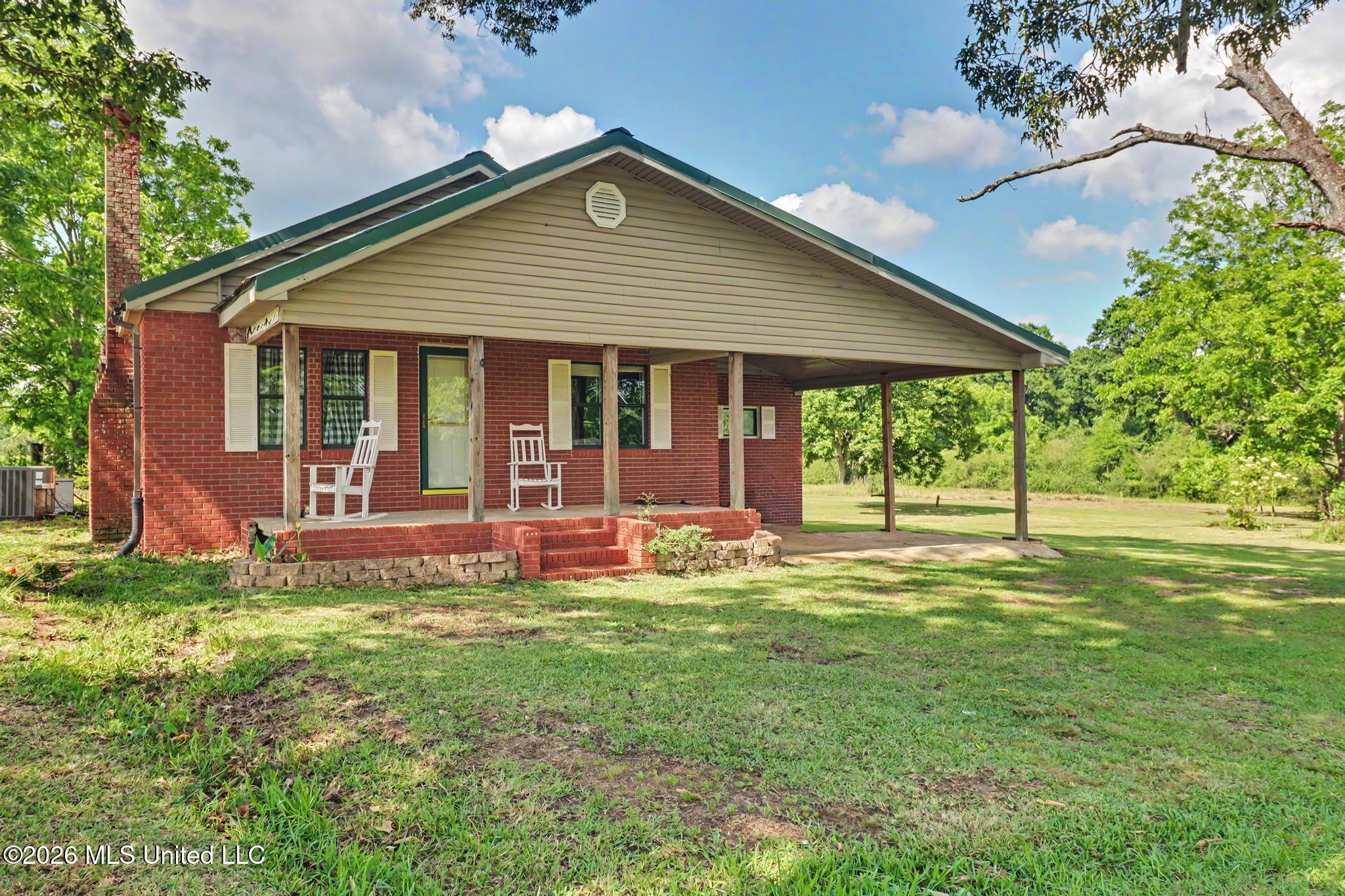 340 East Bond Road Wiggins, MS 39577 - Photo 2 of 21 01_51226 340 E Bond