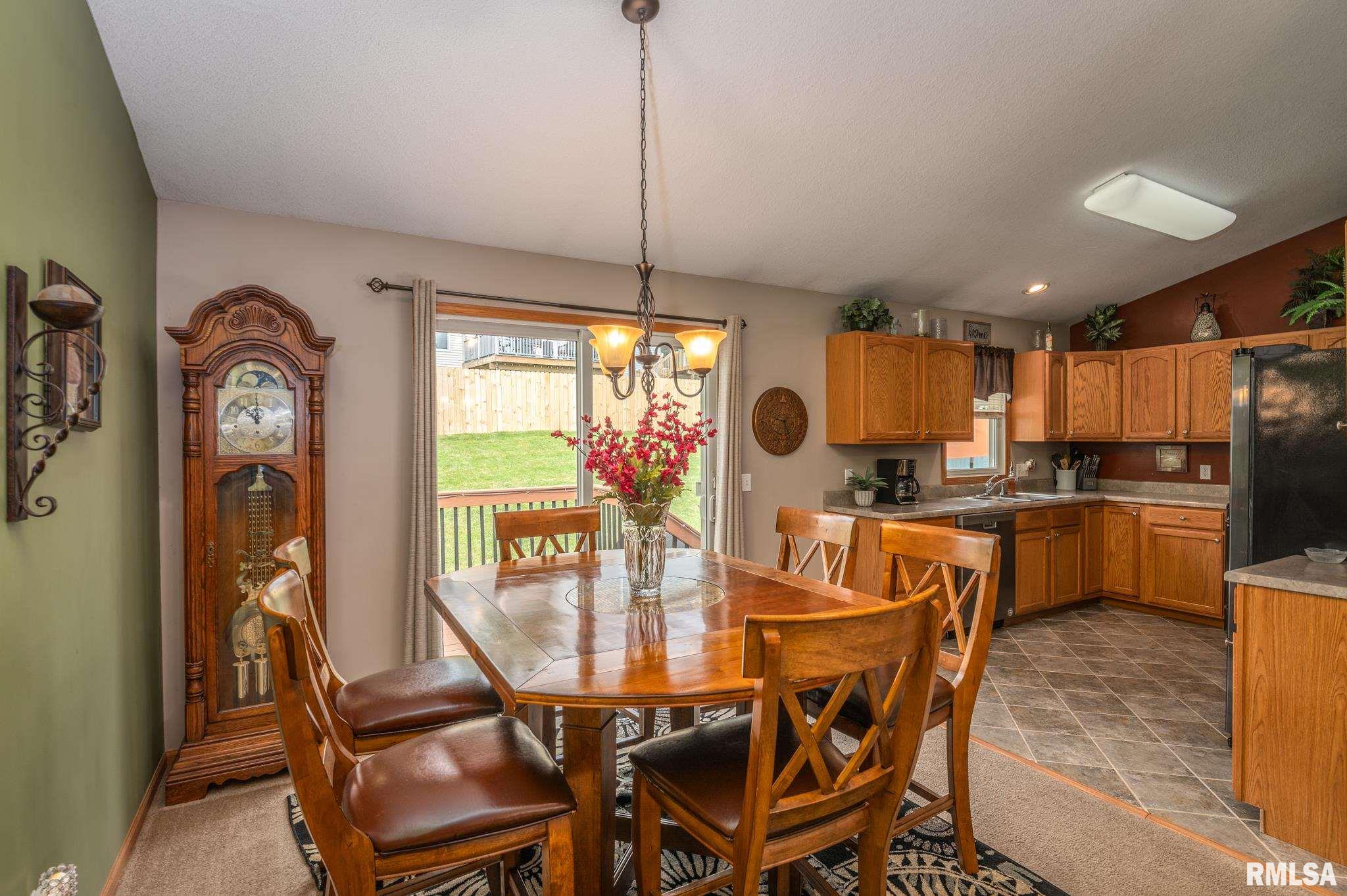 2628 Revo Road Davenport, IA 52806 - Photo 6 of 21 Gallery Image 6