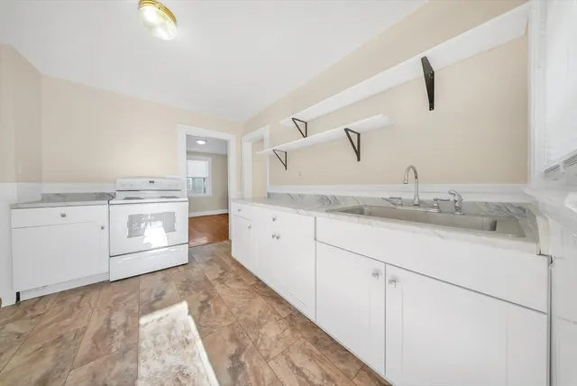 $2,200 | 25 5th Avenue, Unit 4, Quincy, MA 02169