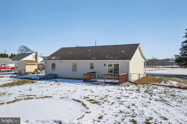 $300,000 | 735 Cragmoor Road, York Haven, PA 17370