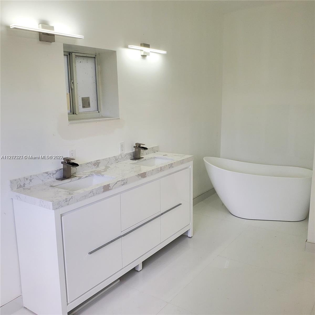 35220 Southwest 213th Avenue Homestead, FL 33034 - Photo 34 of 46 MASTER BEDROOM DOUBLE SINK