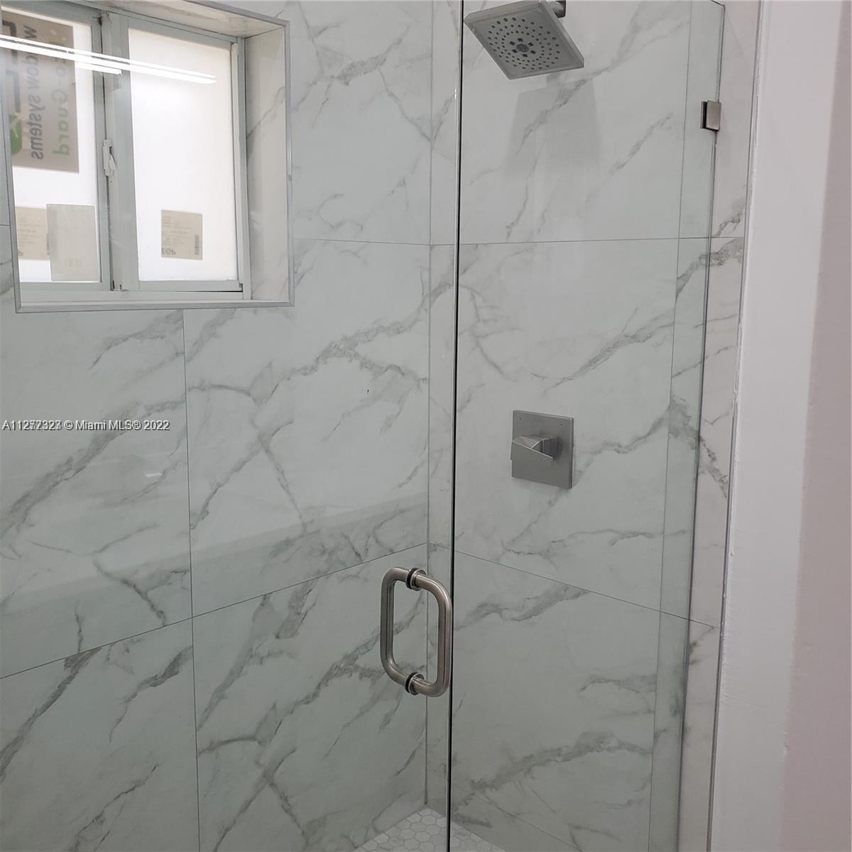 35220 Southwest 213th Avenue Homestead, FL 33034 - Photo 40 of 46 JR MASTER BATHROOM