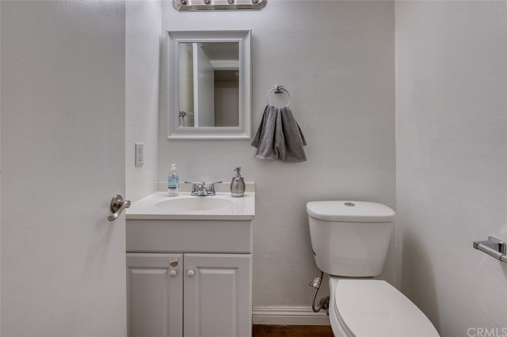 7941 Moonshadow Circle Huntington Beach, CA 92647 - Photo 24 of 41