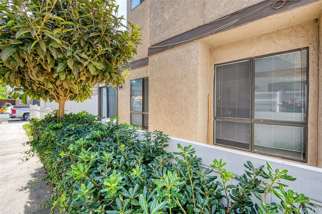 7941 Moonshadow Circle Huntington Beach, CA 92647 - Photo 36 of 41