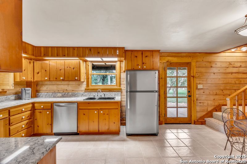 700 Ledgerock Road Wimberley, TX 78676 - Photo 28 of 38