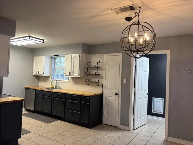 $2,300 | 39313 McQueen Road, Pearl River, LA 70452