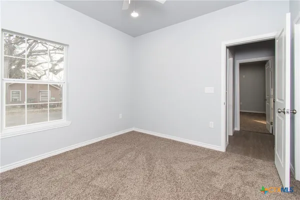 $1,250 | 917 South 19th Street, Temple, TX 76504