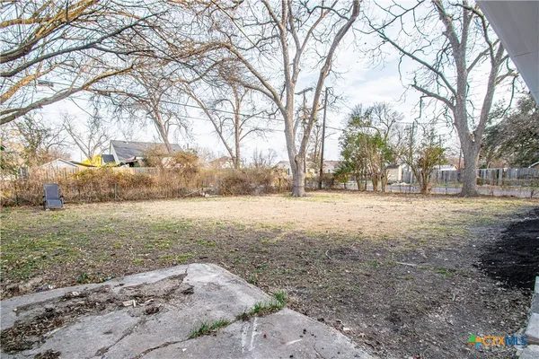 $1,250 | 917 South 19th Street, Temple, TX 76504