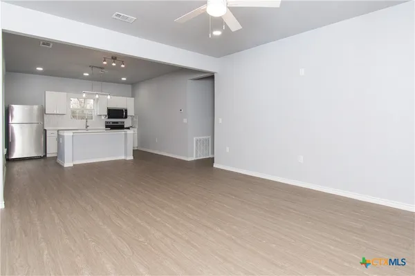 $1,250 | 917 South 19th Street, Temple, TX 76504