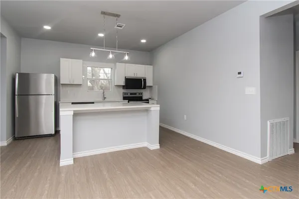 $1,250 | 917 South 19th Street, Temple, TX 76504