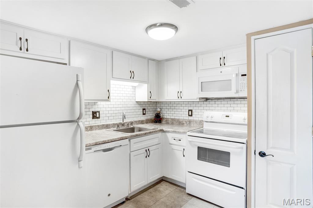 1419 Durango Lane, Unit 2 Fenton, MO 63026 - Photo 12 of 25