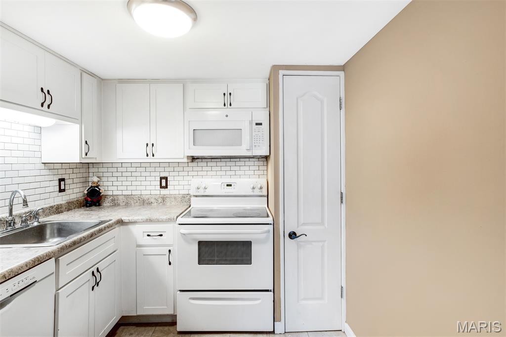 1419 Durango Lane, Unit 2 Fenton, MO 63026 - Photo 13 of 25