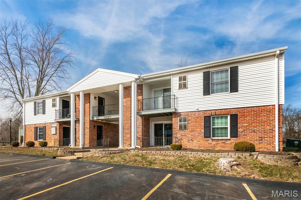 1419 Durango Lane, Unit 2 Fenton, MO 63026 - Photo 2 of 25