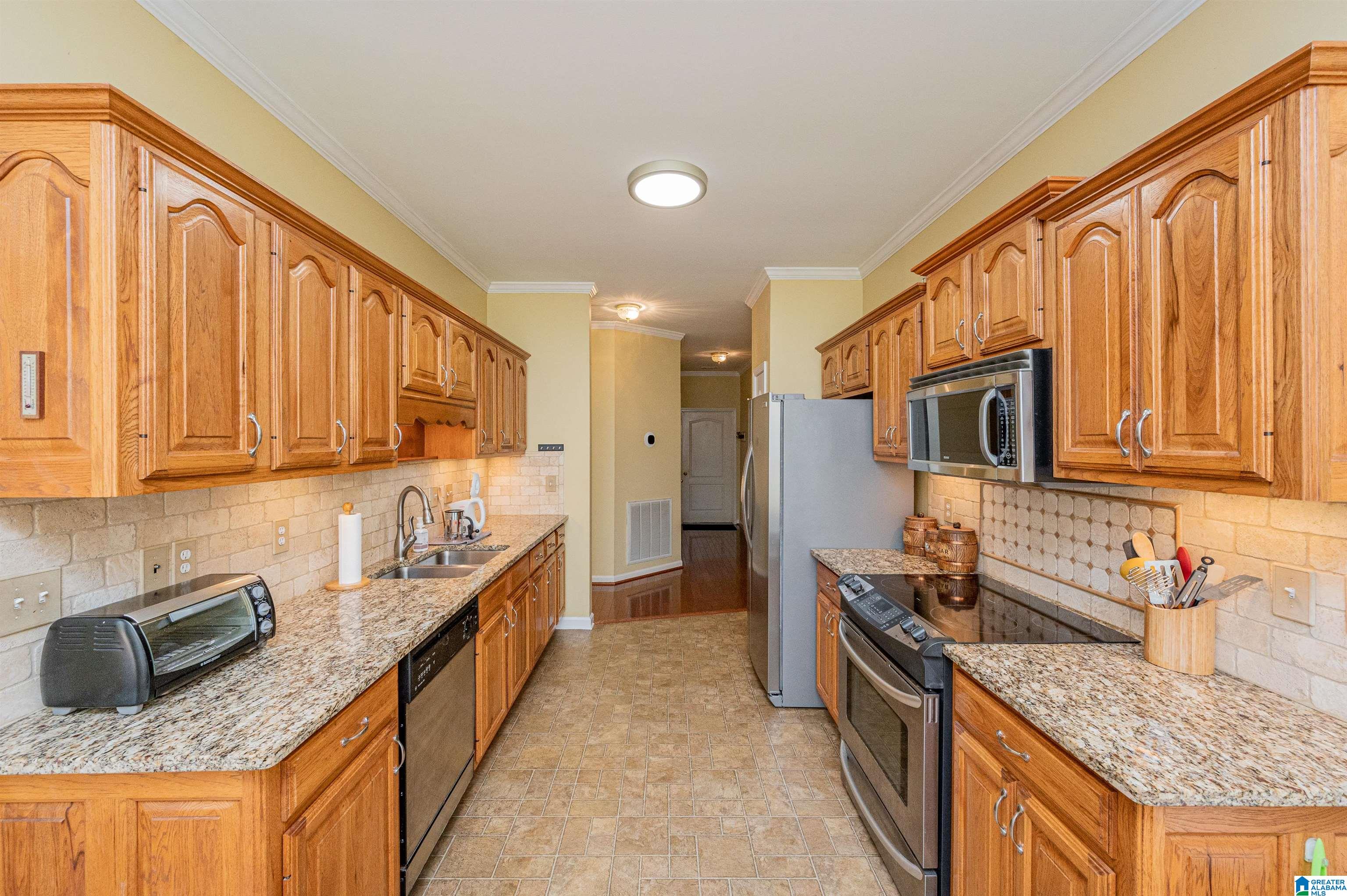 308 Wynlake Circle Alabaster, AL 35007 - Photo 12 of 44