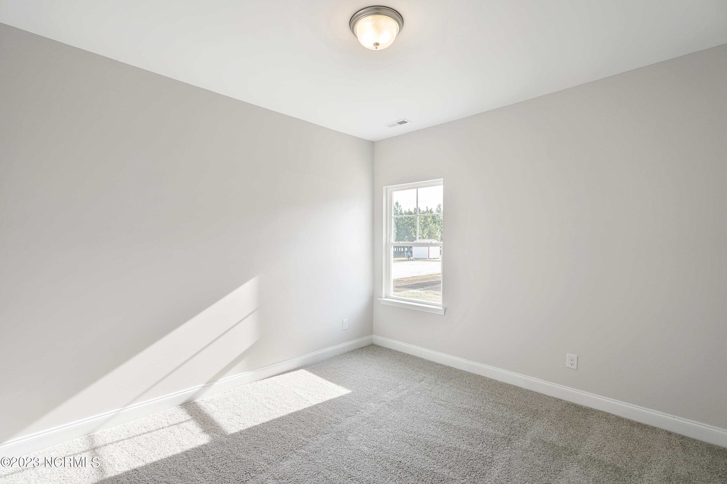 115 Persimmon Drive New Bern, NC 28562 - Photo 19 of 38 mls-DSC08809