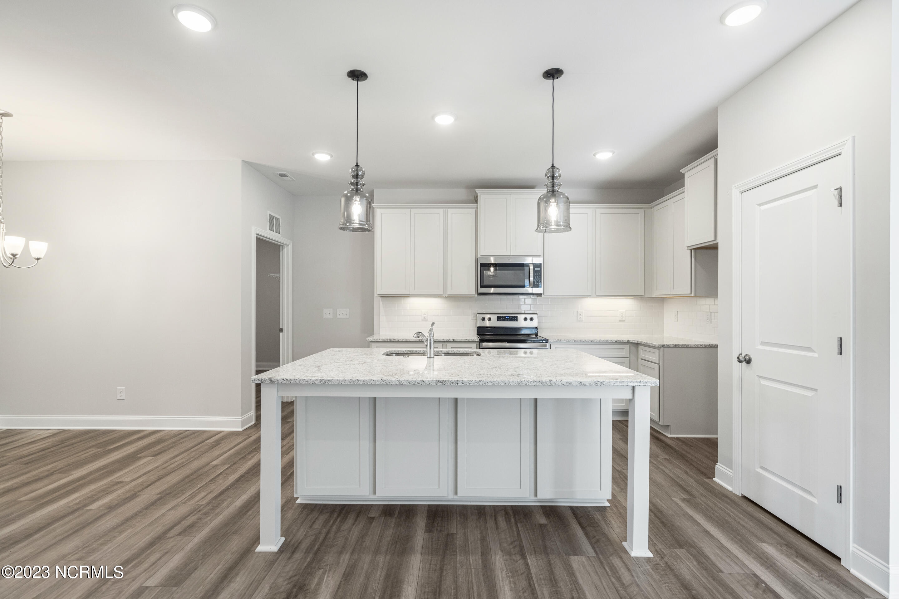 115 Persimmon Drive New Bern, NC 28562 - Photo 29 of 38 mls-DSC08556