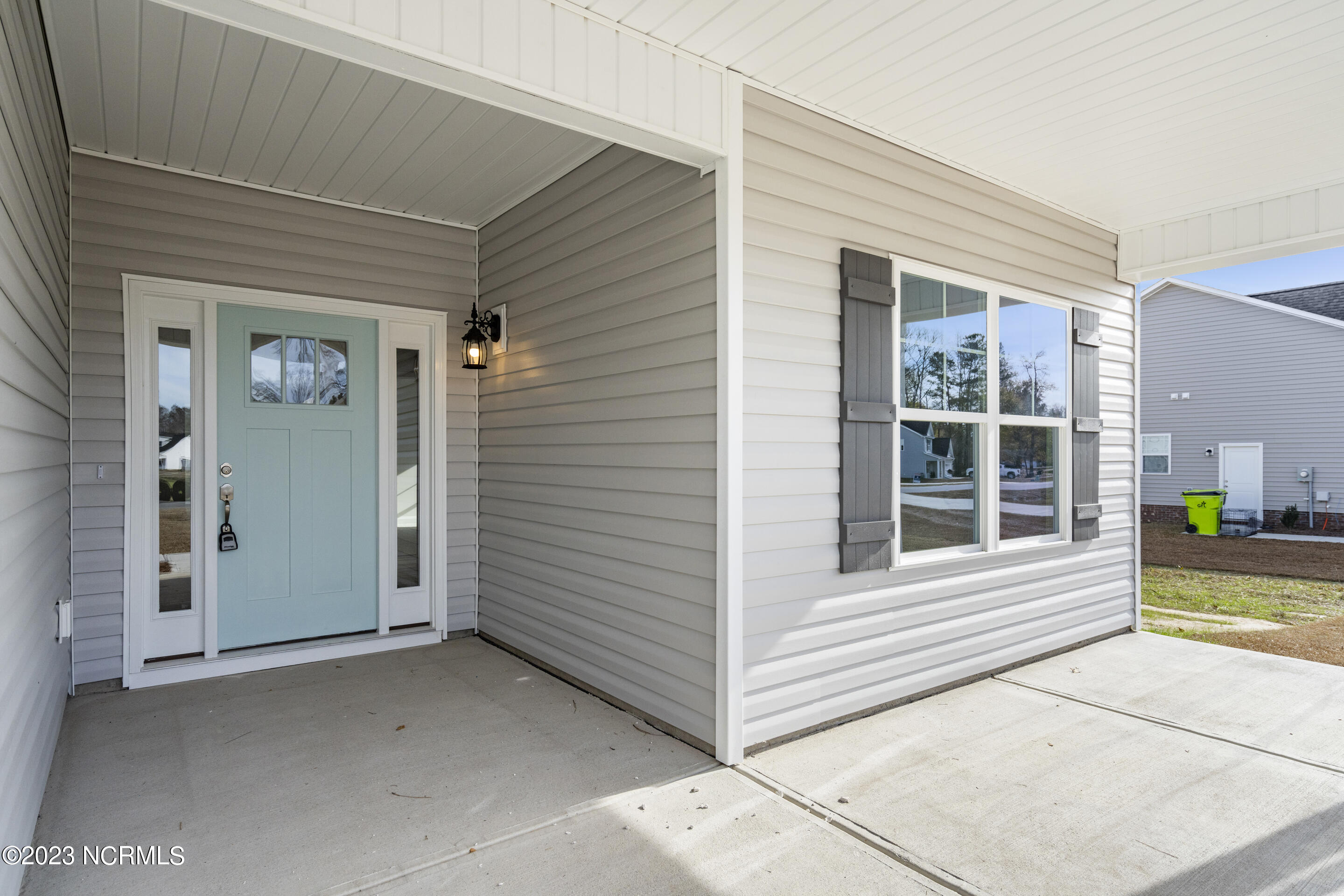 115 Persimmon Drive New Bern, NC 28562 - Photo 4 of 38 mls-DSC08914