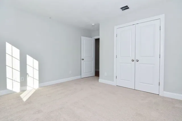 $3,650 | 76 Pouts Lane, Unit 76, Uxbridge, MA 01569