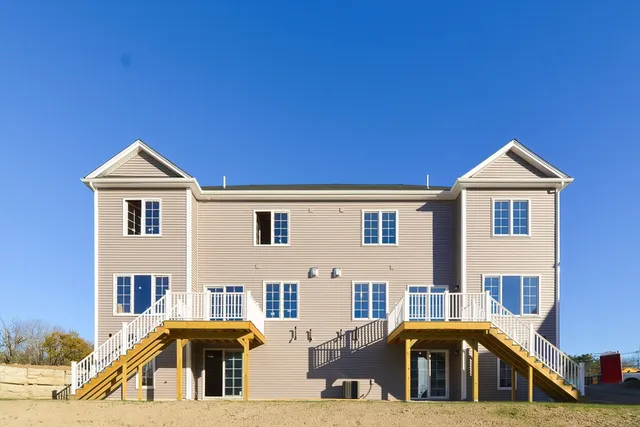 $3,650 | 76 Pouts Lane, Unit 76, Uxbridge, MA 01569