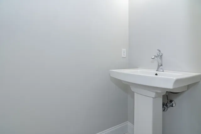 $3,650 | 76 Pouts Lane, Unit 76, Uxbridge, MA 01569