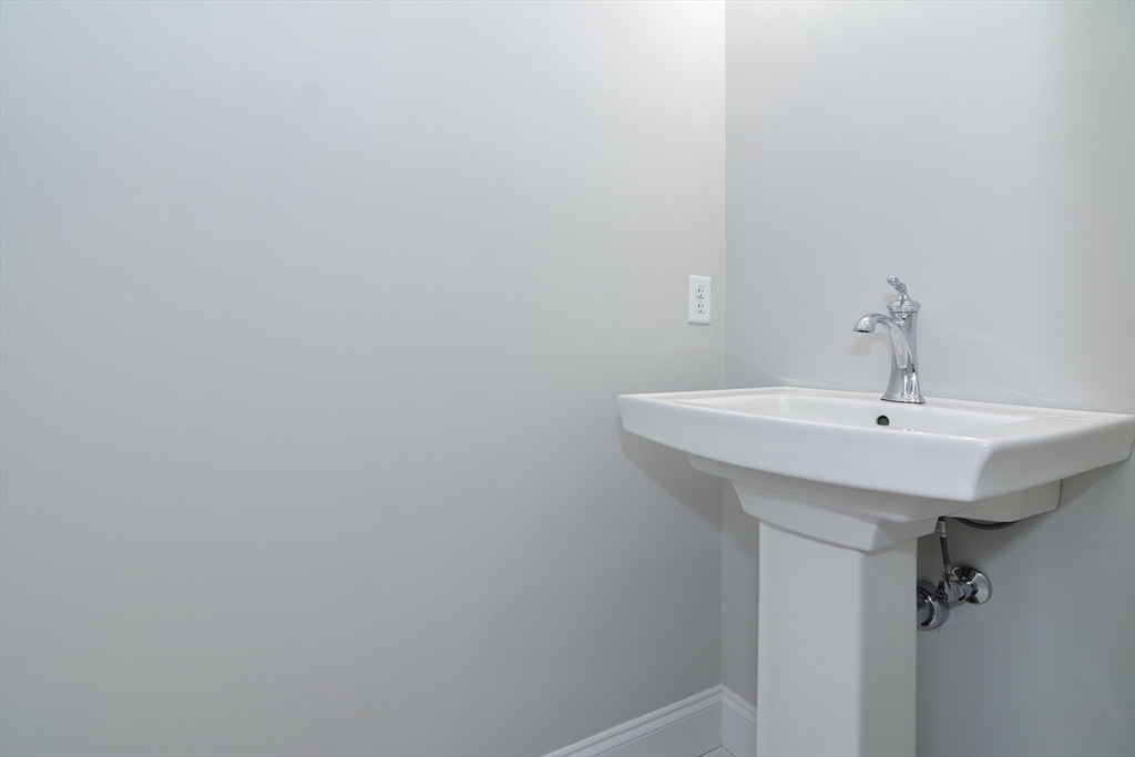 76 Pouts Lane, Unit 76 Uxbridge, MA 01569 - Photo 22 of 27