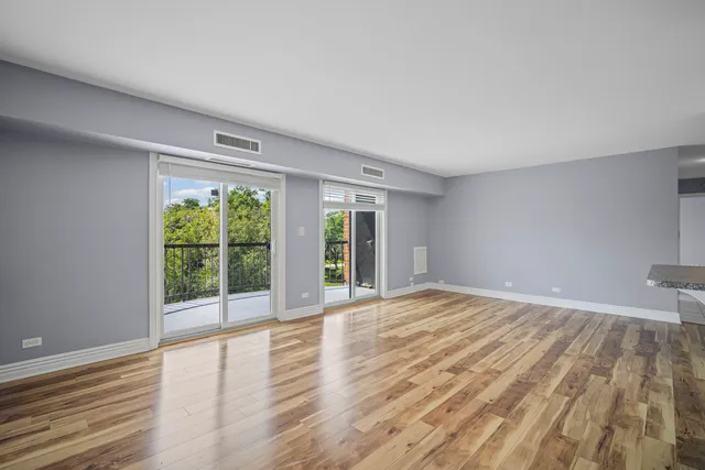 $260,000 | 1615 East Central Road, Unit 417C, Arlington Heights, IL 60005